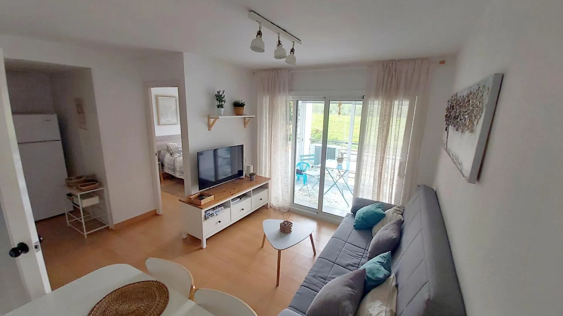 Apartamento A 300 Mts De La Playa, 25 Minutos De Port Aventura Y 50 De Barcelona Coma-ruga