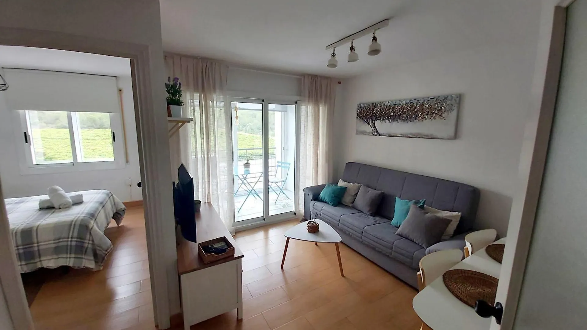Apartamento A 300 Mts De La Playa, 25 Minutos De Port Aventura Y 50 De Barcelona Coma-ruga